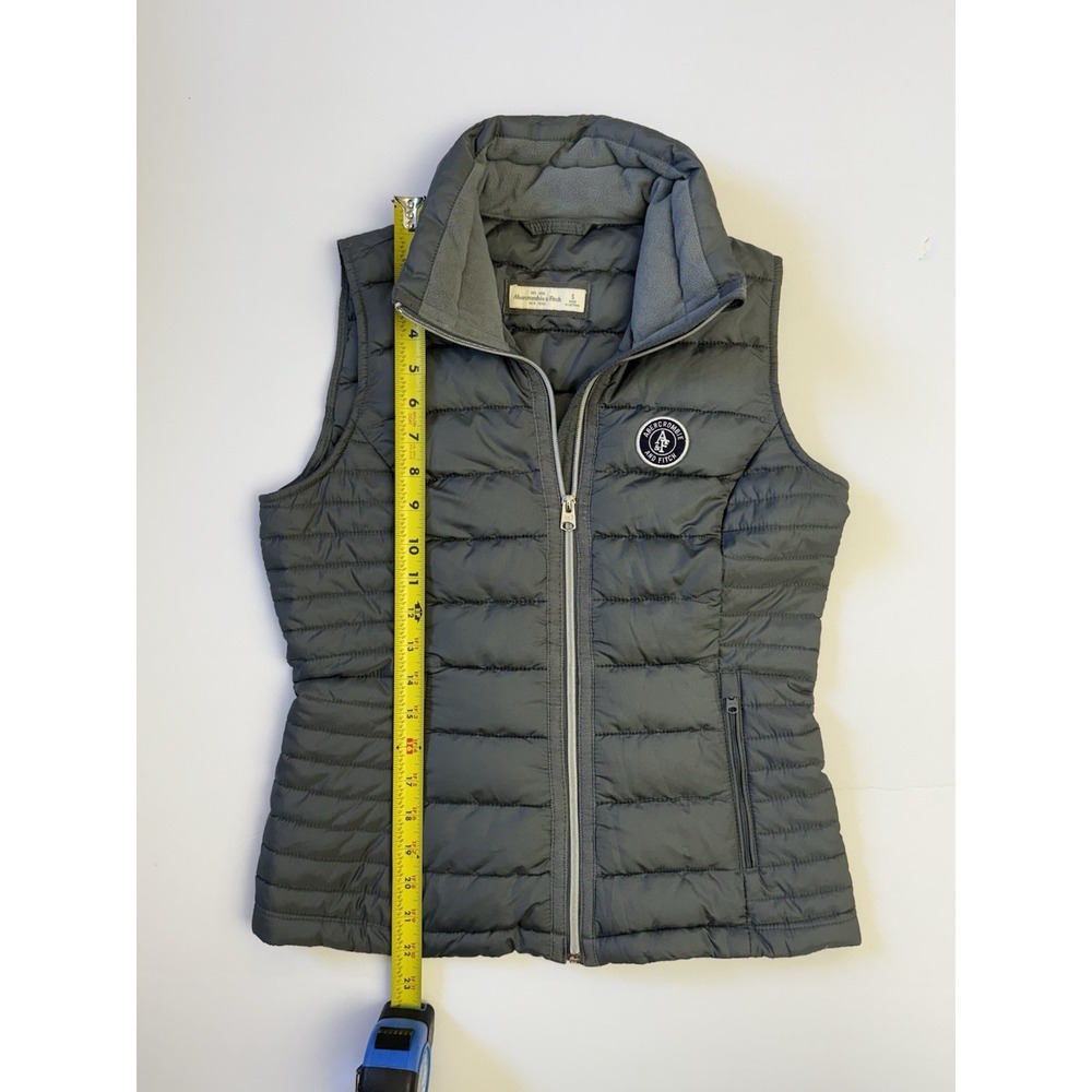 Abercrombie & Fitch Womens Puffer Vest Gray Quilted Fleece Lined Small AF Logo - Picture 6 of 6